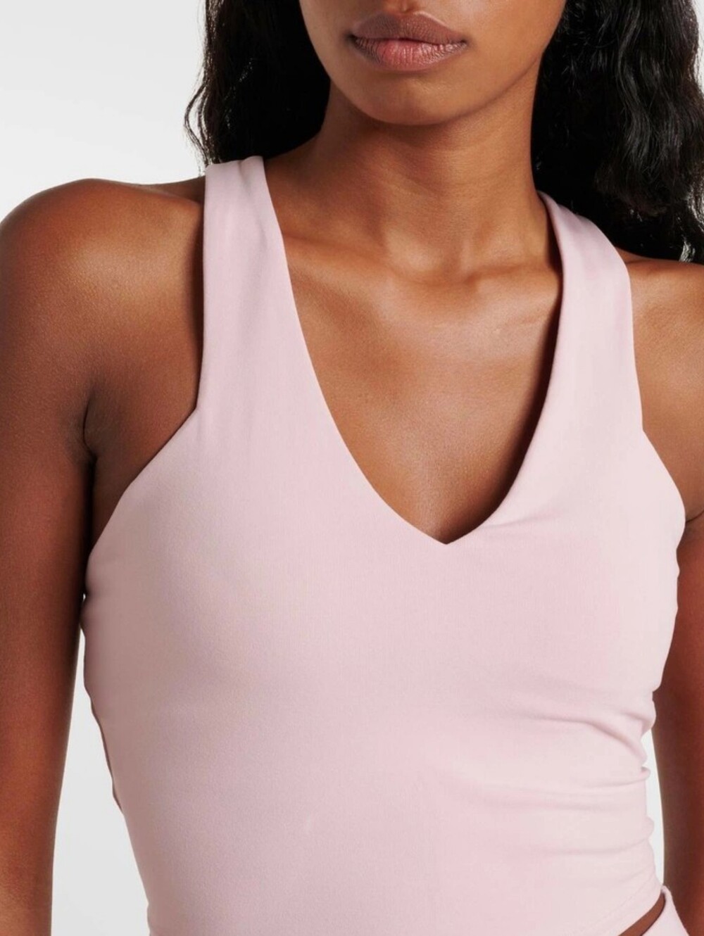 🩰 ALO Yoga Pale Pink V‑Neck Racerback Sports Bra (No Padding) Ballet Pink